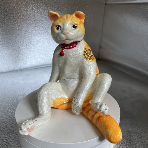 Fancy loveable cat trinket - loveable,