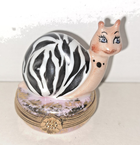 Petite limoges trinket box - limoges,