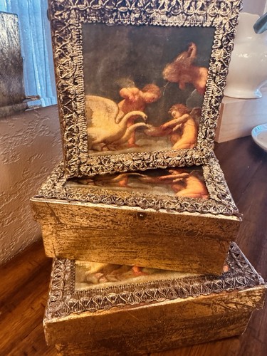 Fancy gold stacking - gold, nesting